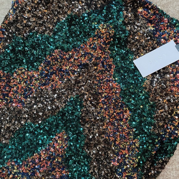 *Final Markdown* NWT ASTR the Label Sequined Dress - Picture 6 of 9